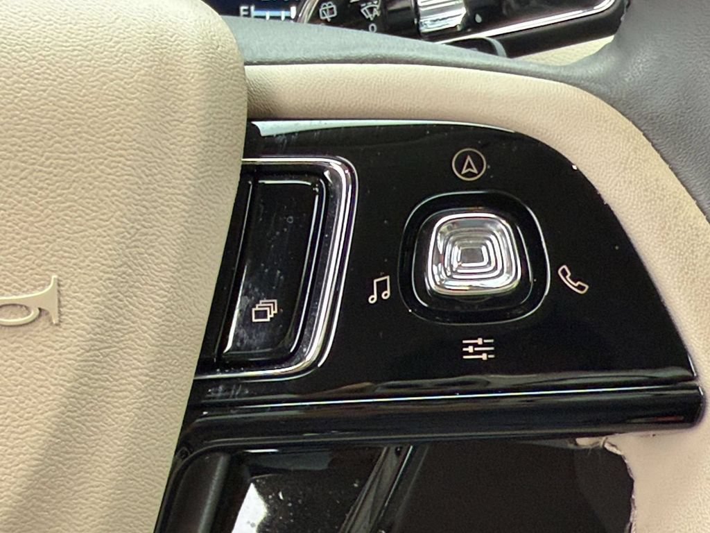 Certified 2023 Lincoln Corsair AWD w/ Equipment Group 101A image 20