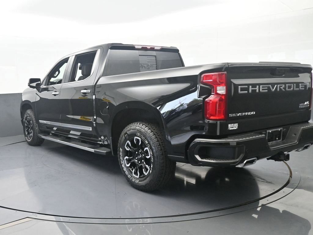 Used 2025 Chevrolet Silverado 1500 High Country image 4
