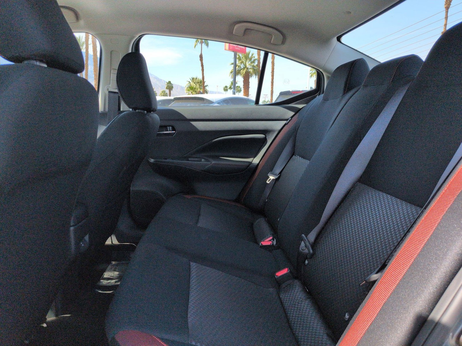 New 2025 Nissan Versa SR w/ Trunk Package image 11