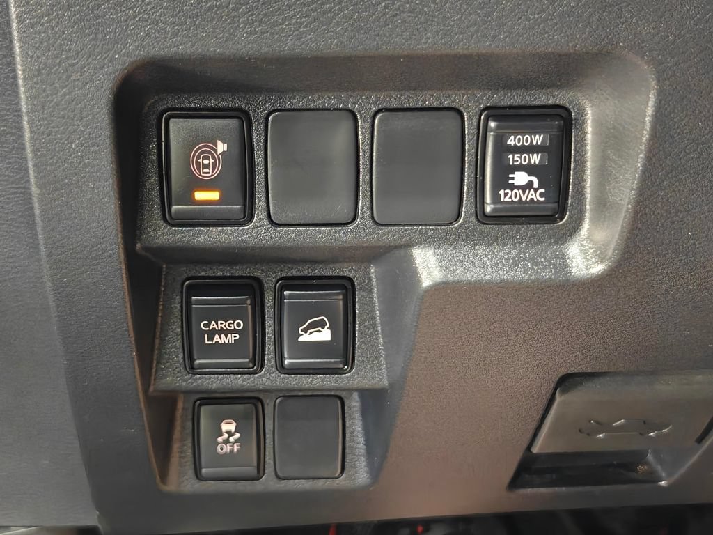 Used 2023 Nissan Frontier SV w/ Technology Package AWD/4WD image 9