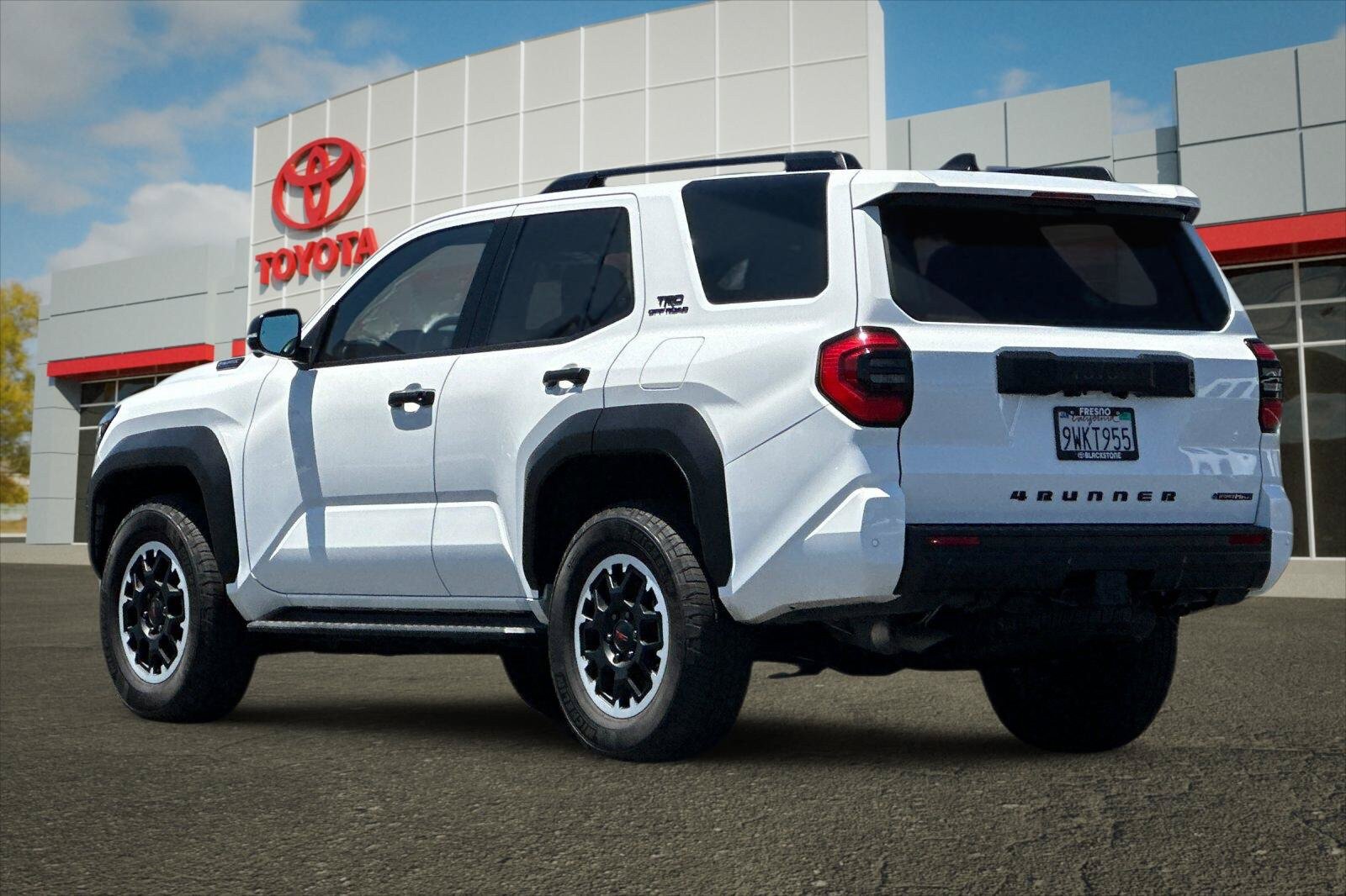 Certified 2026 Toyota 4Runner TRD Off-Road Premium w/ Tow Technology Package AWD/4WD image 5