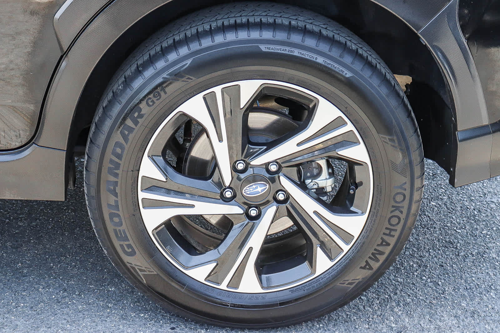 Used 2024 Subaru Crosstrek 2.0i Premium AWD/4WD image 13