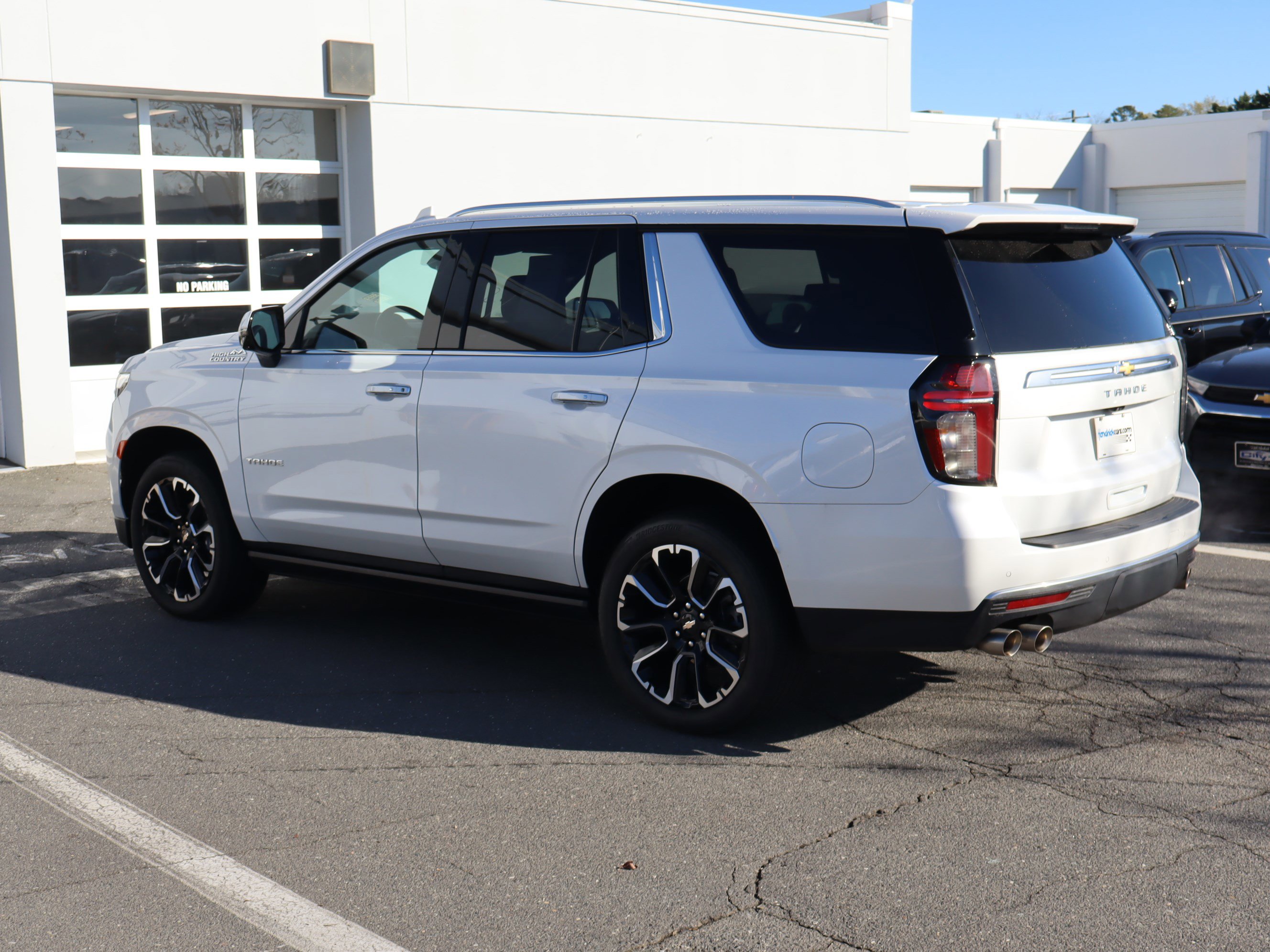 Certified 2024 Chevrolet Tahoe High Country AWD/4WD image 8