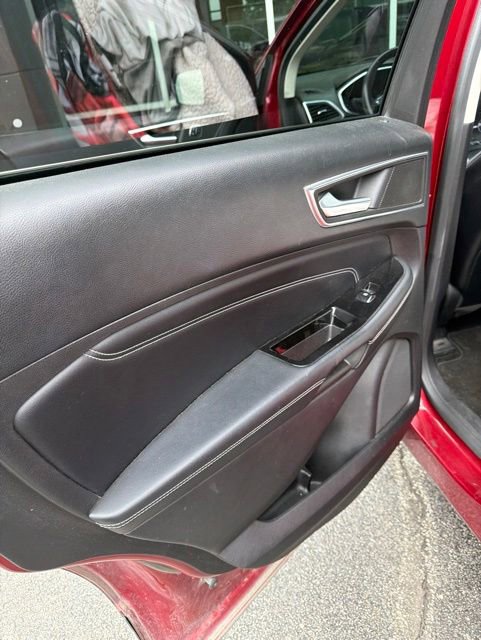 Used 2015 Ford Edge Titanium w/ Equipment Group 301A FWD image 27