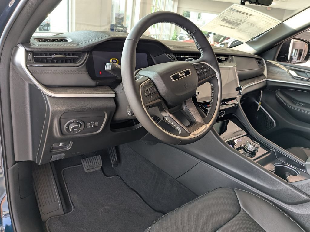 New 2027 Jeep Grand Cherokee Limited AWD/4WD image 11