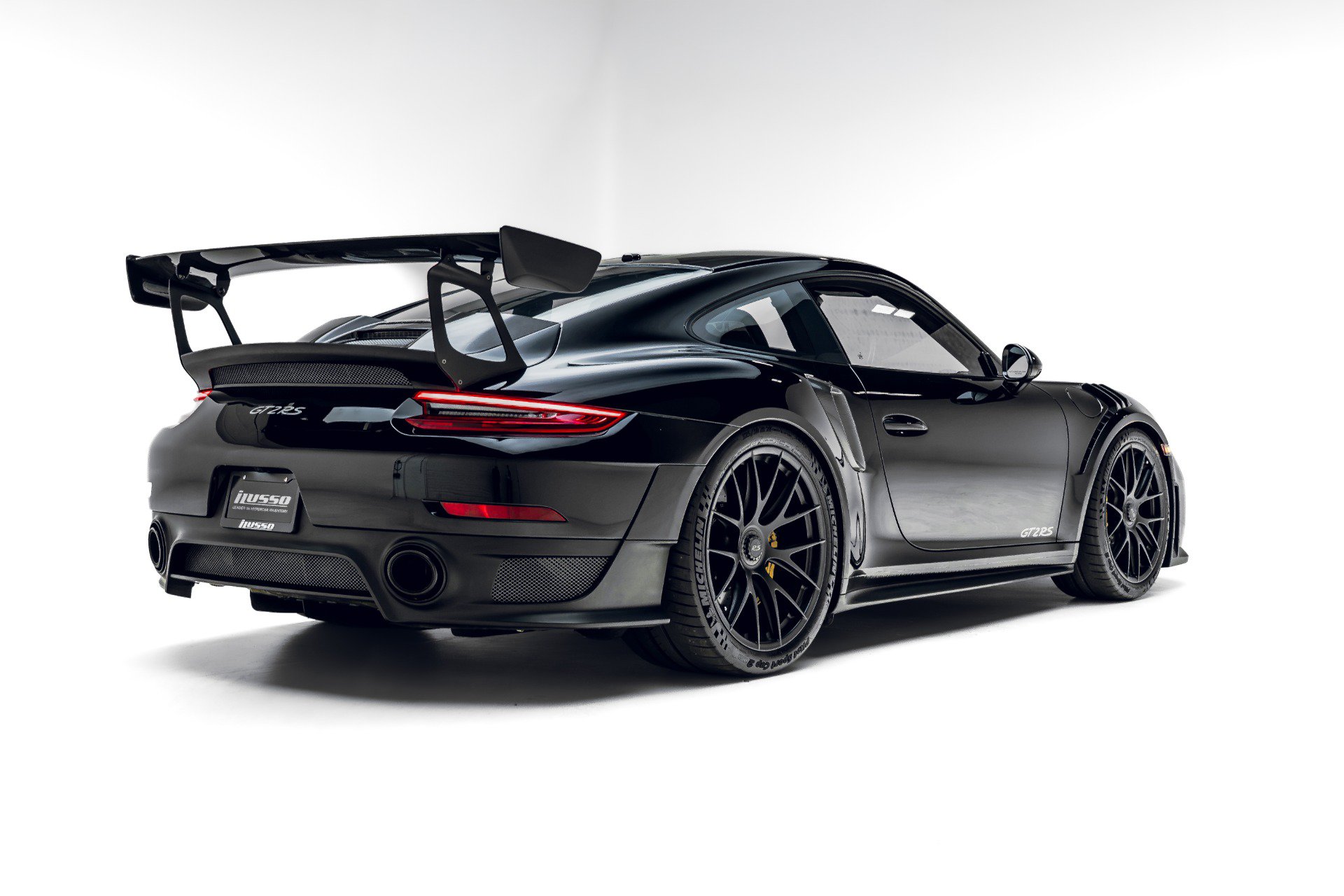 Used 2018 Porsche 911 GT2 RS RWD image 7
