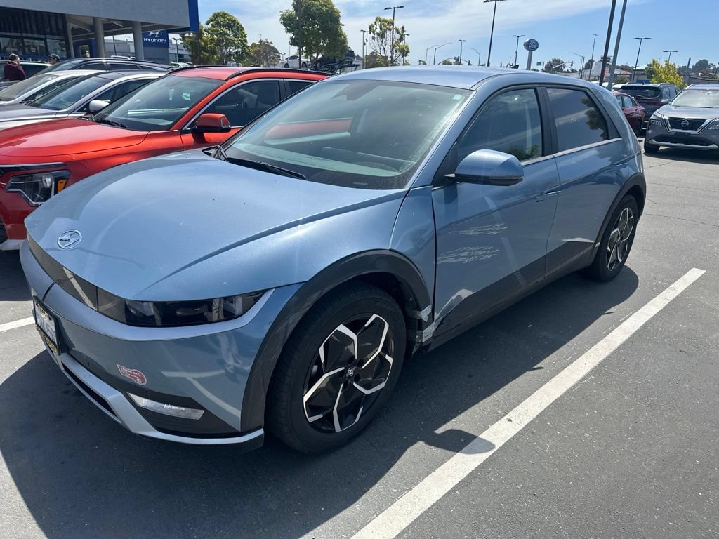Used 2023 Hyundai Ioniq 5 SEL AWD/4WD image 2
