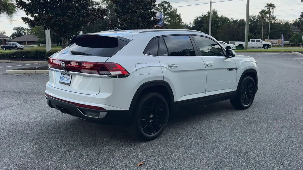 New 2026 Volkswagen Atlas Cross Sport SE image 8