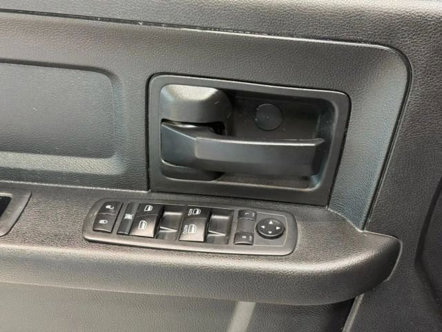 Used 2020 RAM 3500 Tradesman image 12