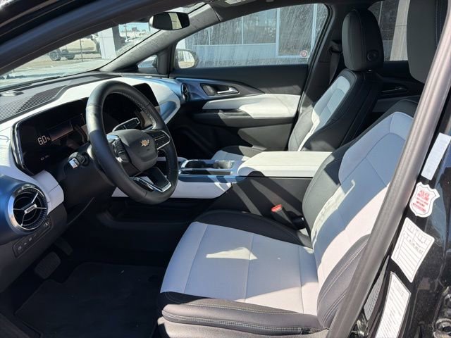 Certified 2025 Chevrolet Equinox EV LT image 8