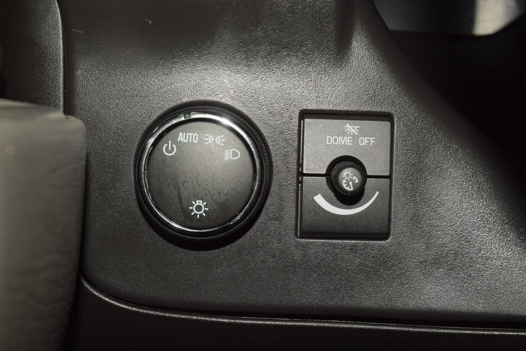 Used 2025 Chevrolet Express 3500 LT w/ LT Preferred Equipment Group RWD image 28