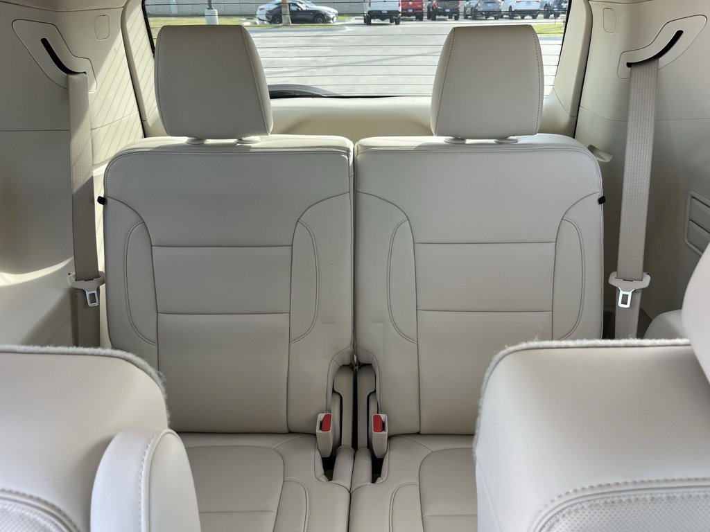 Used 2021 GMC Acadia Denali w/ Denali Technology Package image 29