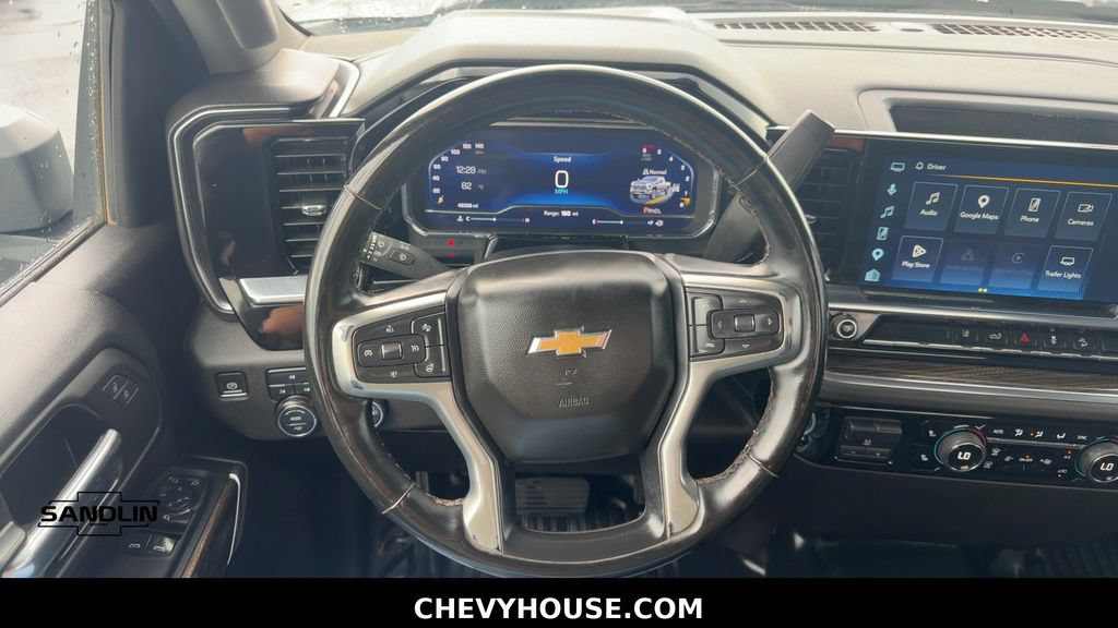 Used 2025 Chevrolet Silverado 2500 LT w/ Convenience Package AWD/4WD image 13