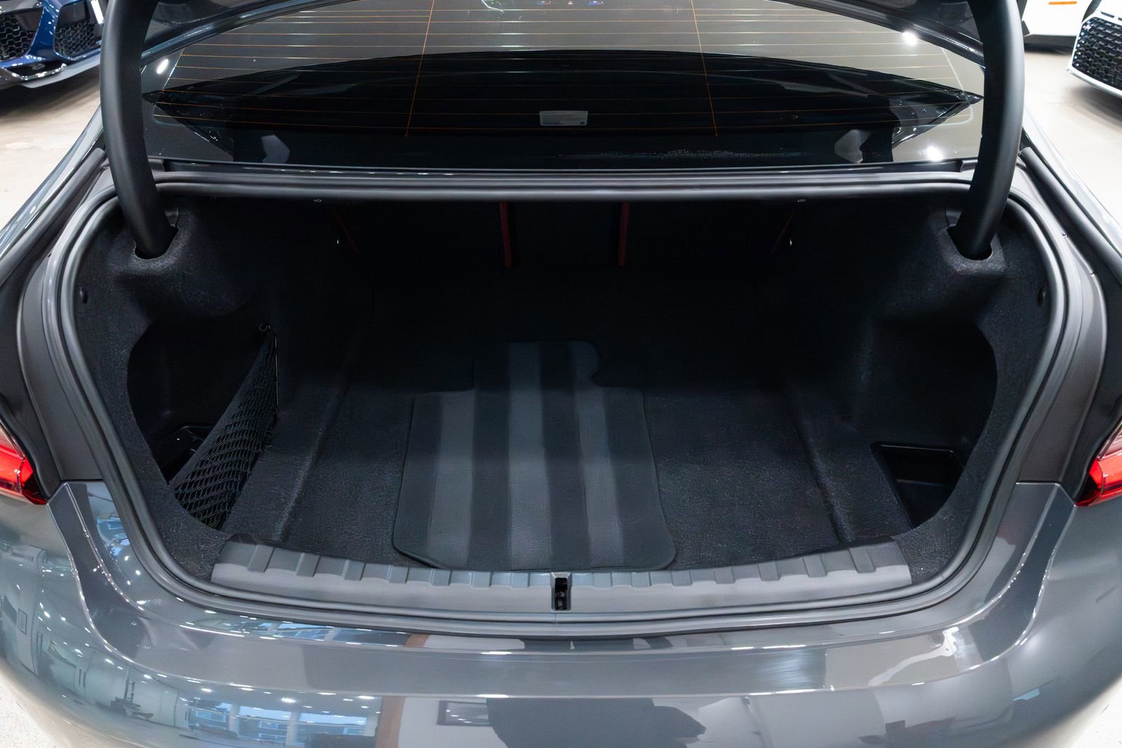 Used 2023 BMW M340i xDrive image 8