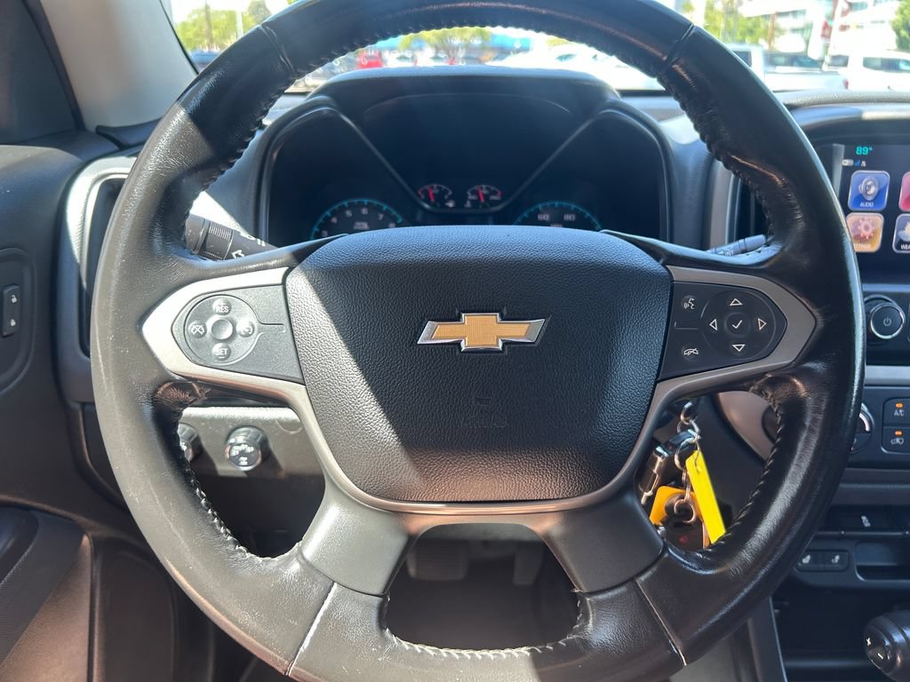 Used 2017 Chevrolet Colorado Z71 AWD/4WD image 17