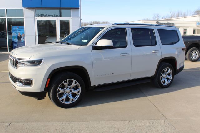Used 2022 Jeep Wagoneer Series II AWD/4WD image 1