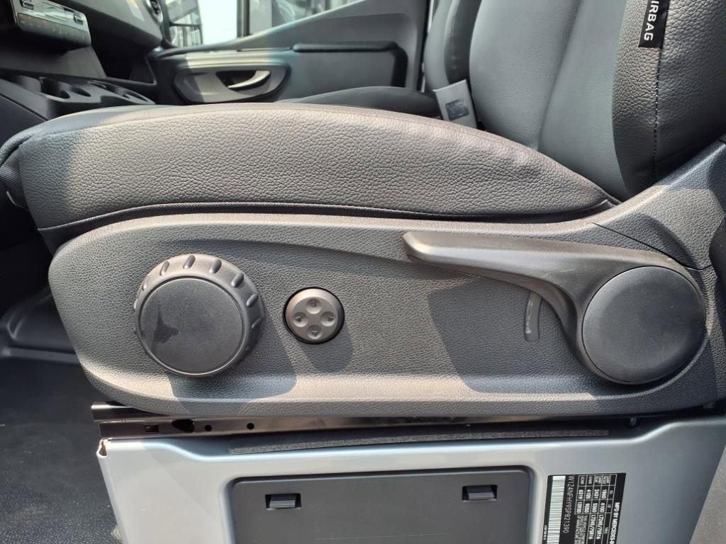 New 2025 Mercedes-Benz Sprinter 2500 image 15