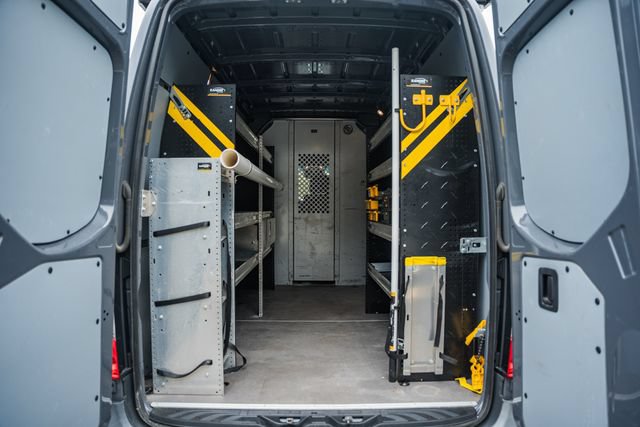 Used 2022 Mercedes-Benz Sprinter 2500 image 12