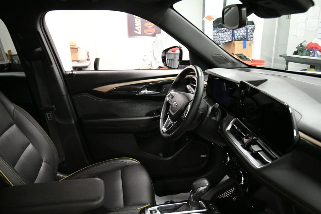 Used 2024 Chevrolet TrailBlazer ACTIV w/ Convenience Package AWD/4WD image 28