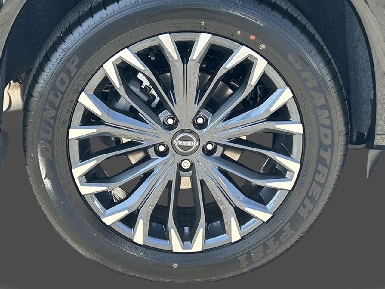 New 2026 Nissan Rogue Platinum image 7