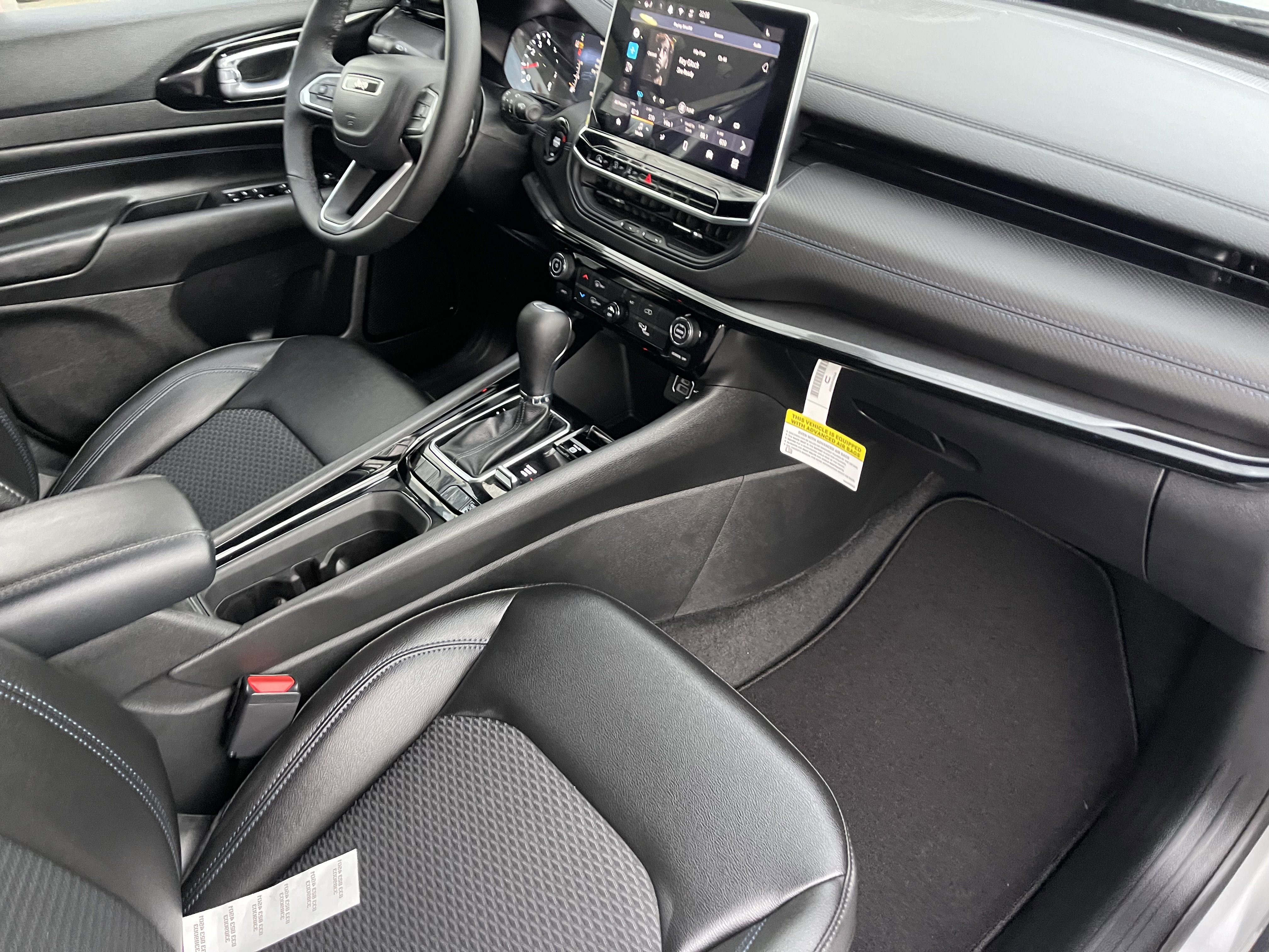 New 2026 Jeep Compass Latitude image 26