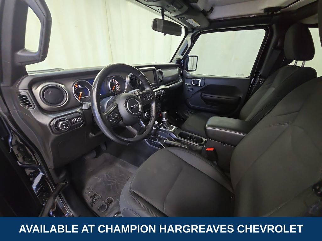 Used 2022 Jeep Gladiator Sport AWD/4WD image 13