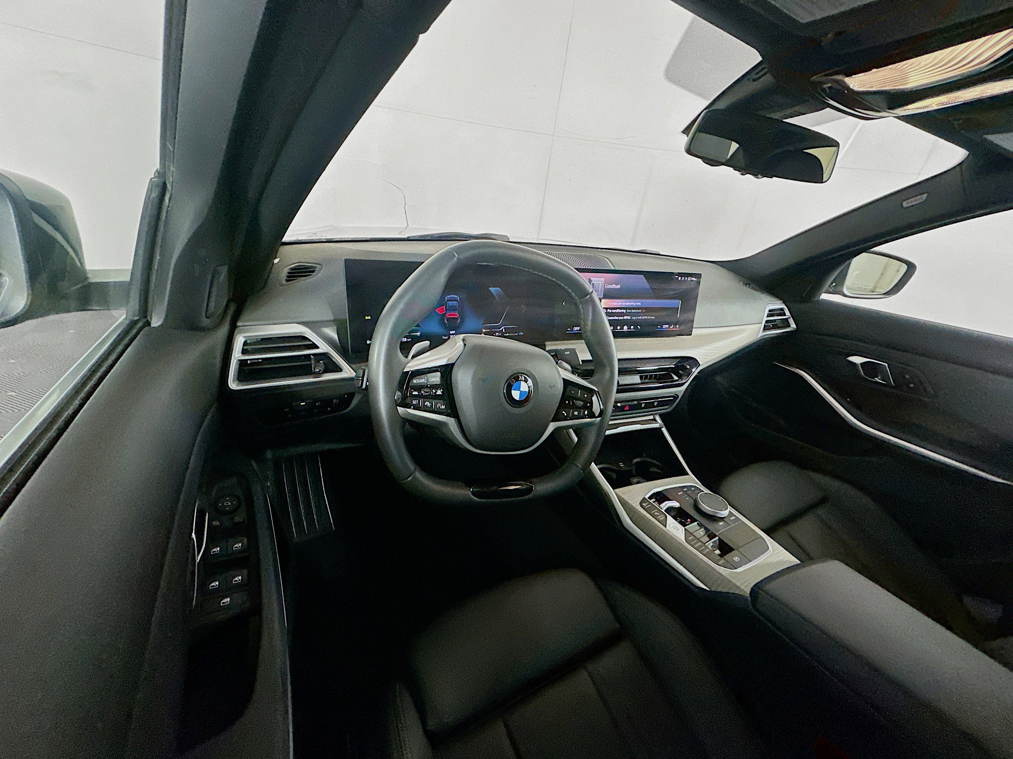 Used 2025 BMW 330i Sedan w/ Convenience Package image 18