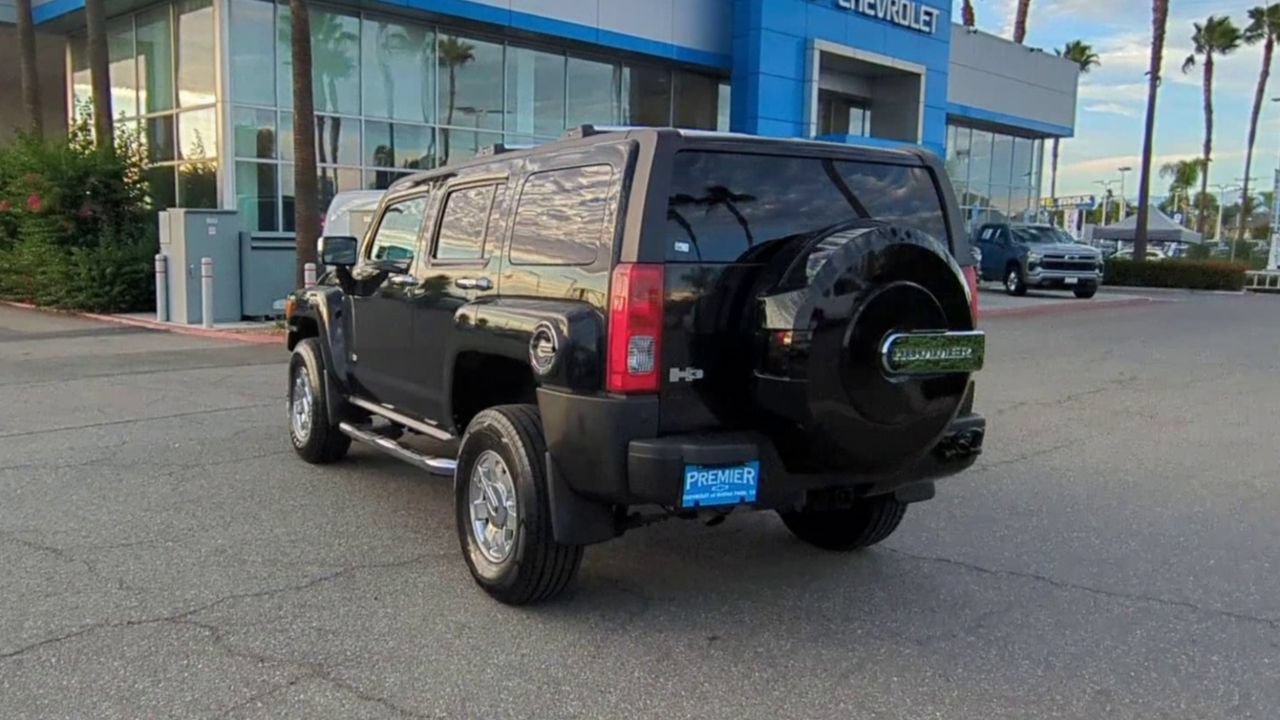 Used 2009 HUMMER H3 Luxury AWD/4WD image 6