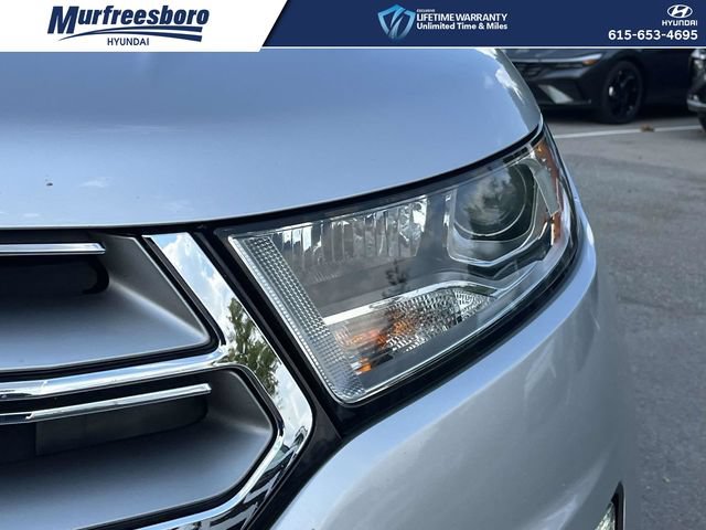Used 2016 Ford Edge Titanium FWD image 9