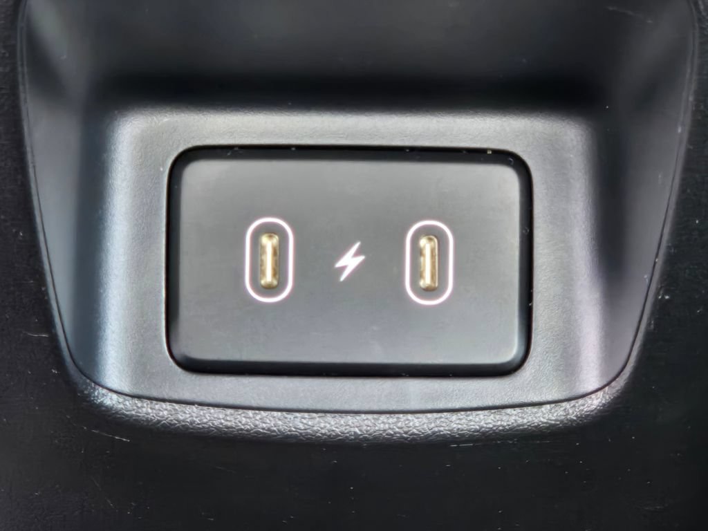 Used 2024 Hyundai Elantra SEL FWD image 23