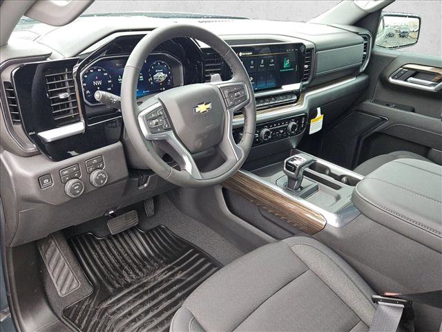 New 2026 Chevrolet Silverado 1500 LT w/ Z71 Off-Road Package image 3
