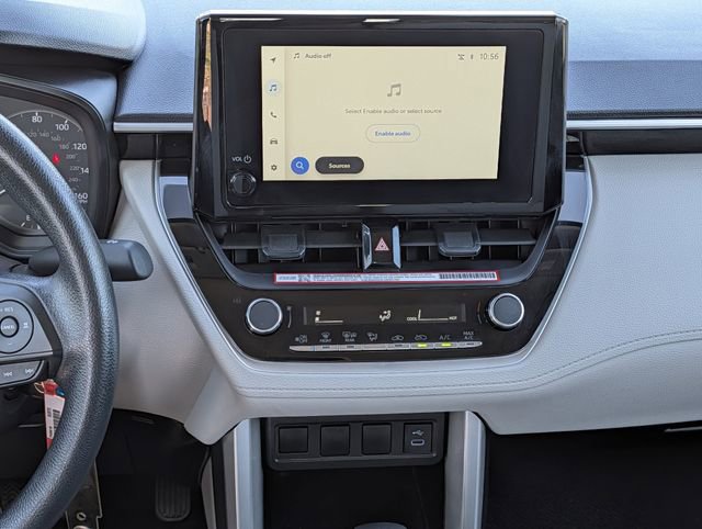 Used 2025 Toyota Corolla Cross L image 15