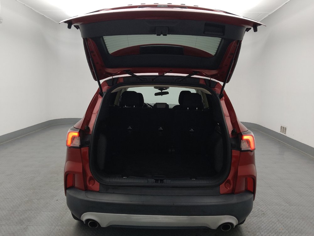 Used 2020 Ford Escape SE FWD image 29