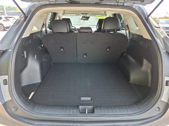 Used 2025 Kia Sportage EX FWD image 22