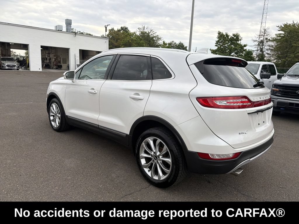 Used 2019 Lincoln MKC Select w/ MKC Climate Package AWD/4WD image 3