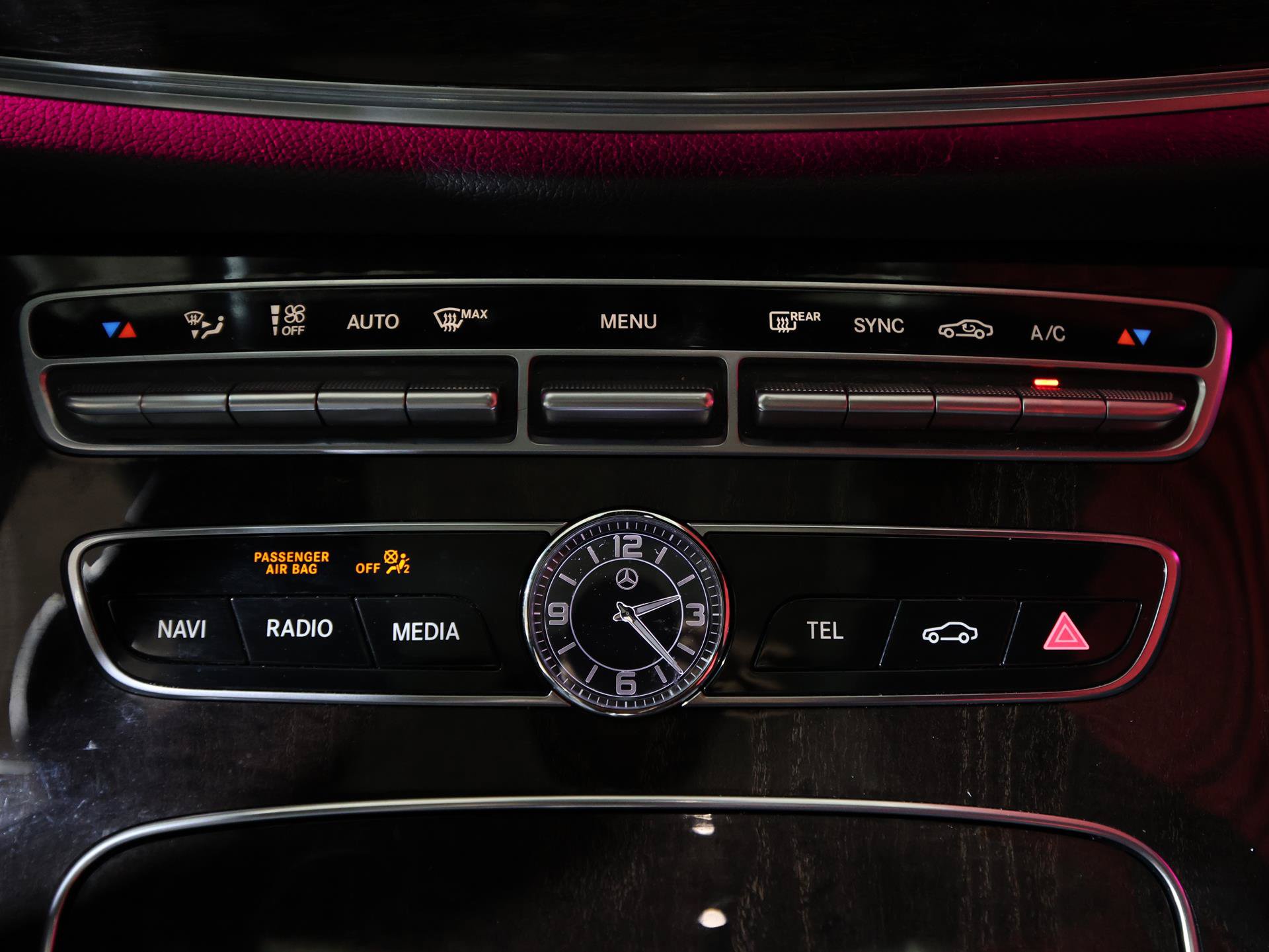 Used 2019 Mercedes-Benz E 300 image 25