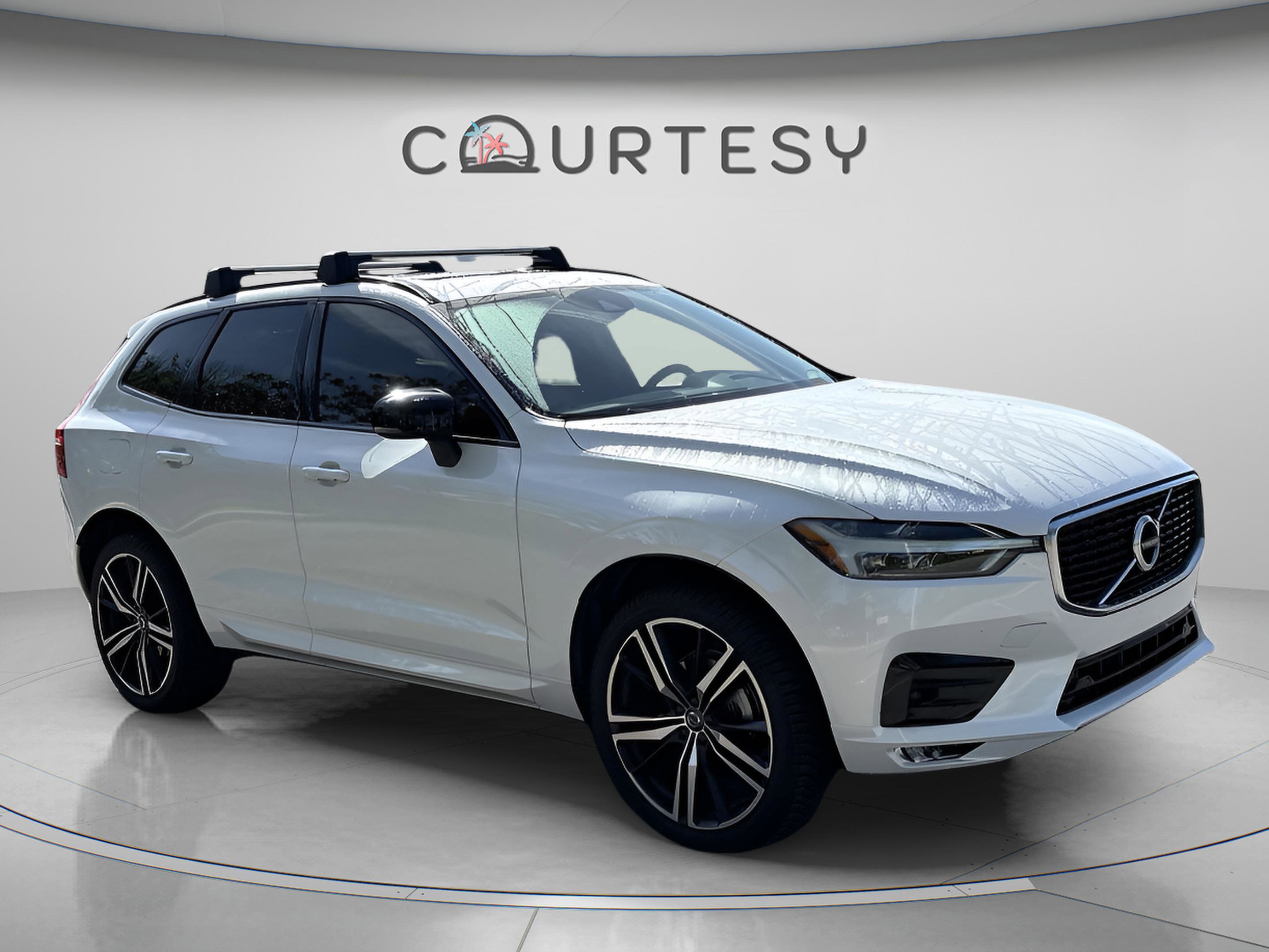 Used 2020 Volvo XC60 T5 R-Design w/ Protection Package Premier image 9