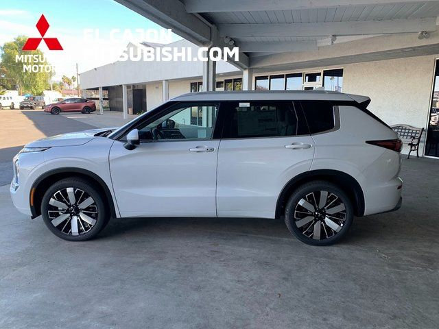 New 2026 Mitsubishi Outlander SEL FWD image 7