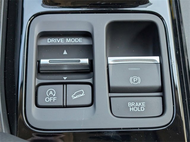 New 2025 Honda Pilot Touring image 23