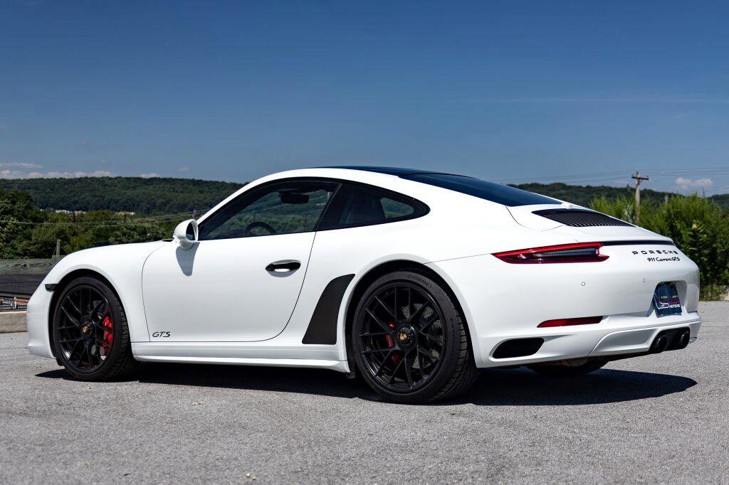 Used 2019 Porsche 911 Carrera GTS image 36