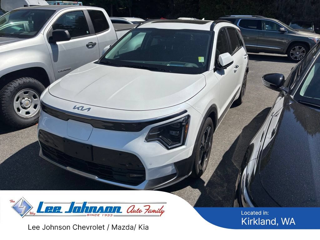 Certified 2024 Kia Niro Wave w/ Wave Preserve Package FWD image 1