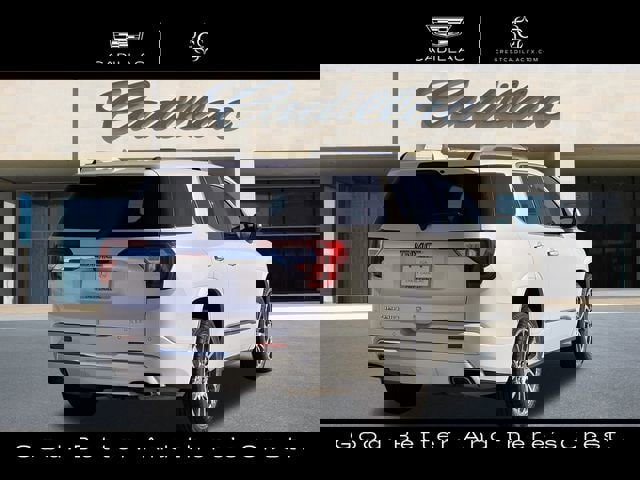 Used 2023 GMC Acadia Denali w/ Denali Ultimate Package image 3