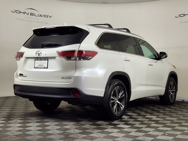 Used 2016 Toyota Highlander XLE AWD/4WD image 7