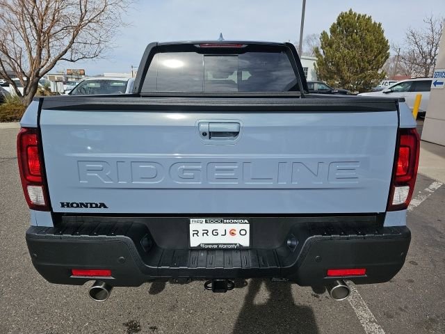 New 2026 Honda Ridgeline Black Edition image 6