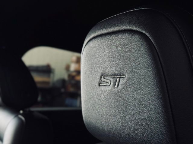 Used 2025 Buick Envista Sport Touring image 16