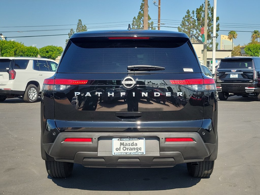 Used 2025 Nissan Pathfinder S FWD image 24