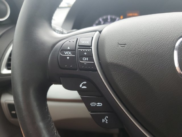 Used 2017 Acura RDX w/ Technology Package AWD/4WD image 18