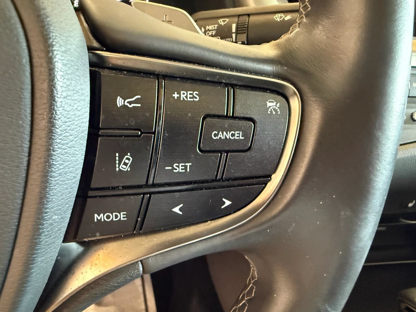 Used 2019 Lexus ES 350 w/ Premium Package FWD image 25