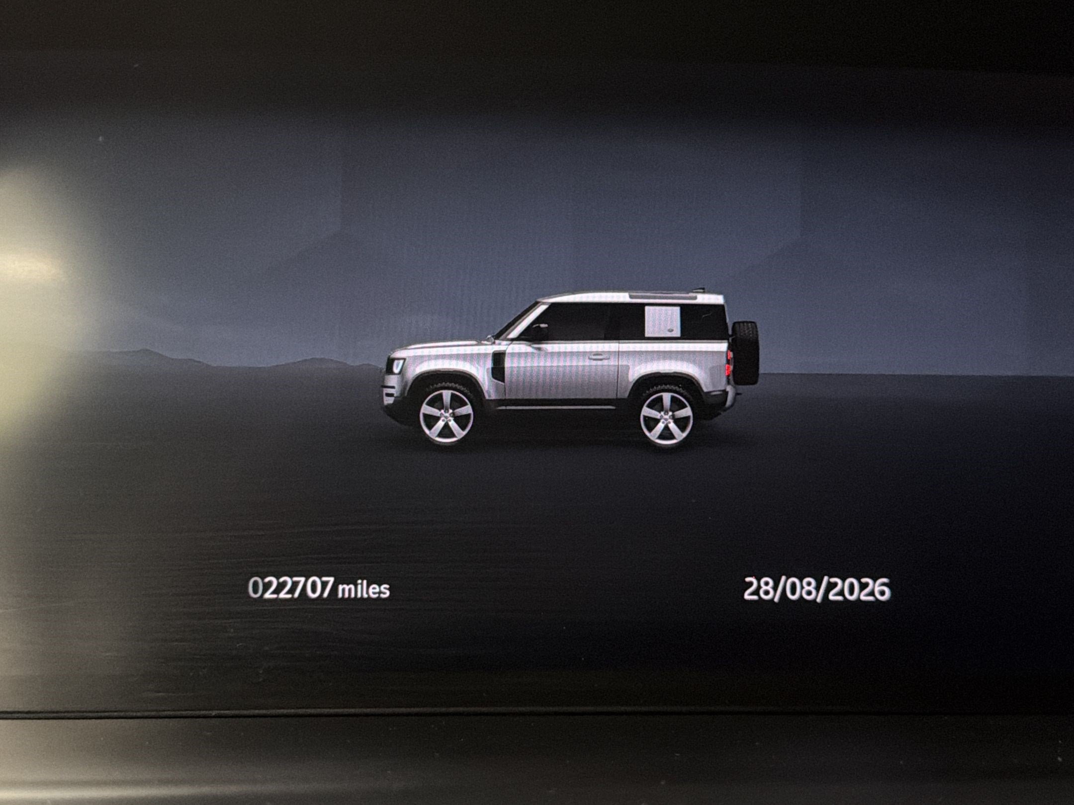 Used 2023 Land Rover Defender 90 X-Dynamic SE AWD/4WD image 24
