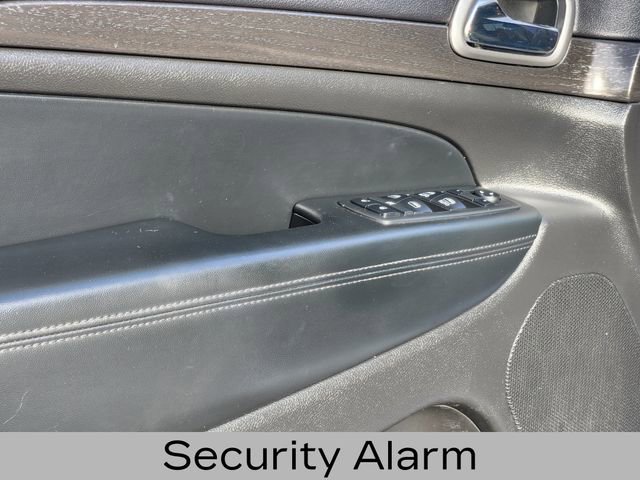 Used 2018 Jeep Grand Cherokee Altitude image 12